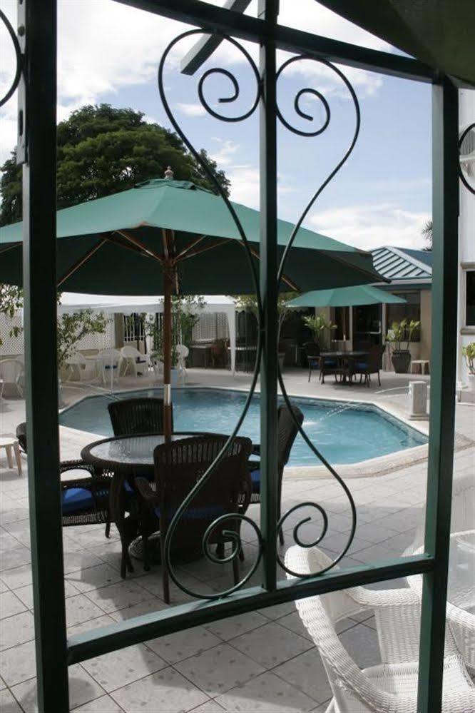 Tradewinds Hotel San Fernando Facilities photo